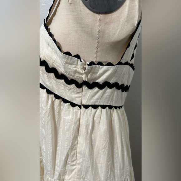 Cream Sundress w/ Black trim. Size L. NWOT. - Picture 5 of 11